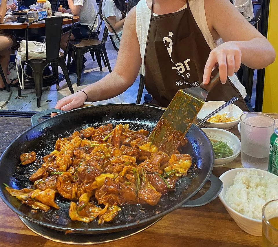 닭갈비 음식 예시 사진