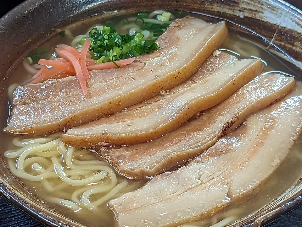 오키나와 소바 음식 예시 사진